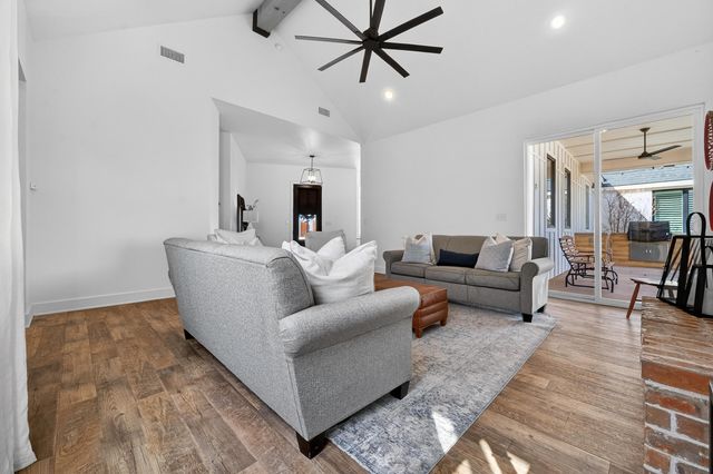 10101 Saratoga Avenue, Lubbock, TX 79424