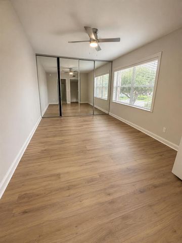 3115 Kingston Court, West Palm Beach, FL 33409