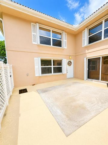 3115 Kingston Court, West Palm Beach, FL 33409