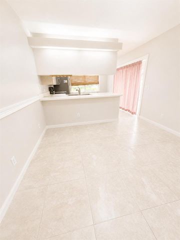 3115 Kingston Court, West Palm Beach, FL 33409
