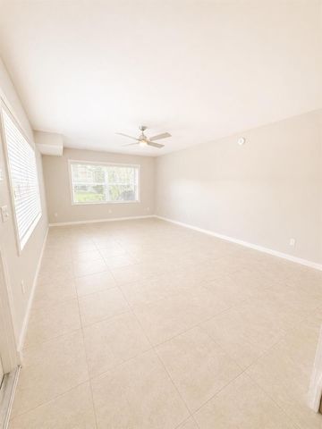 3115 Kingston Court, West Palm Beach, FL 33409