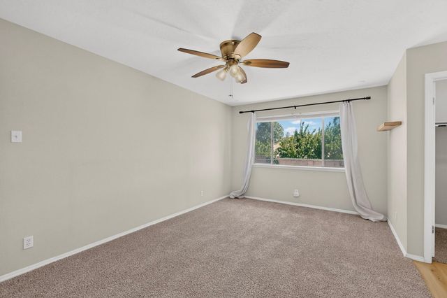 6424 Louise Place NE, Albuquerque, NM 87109