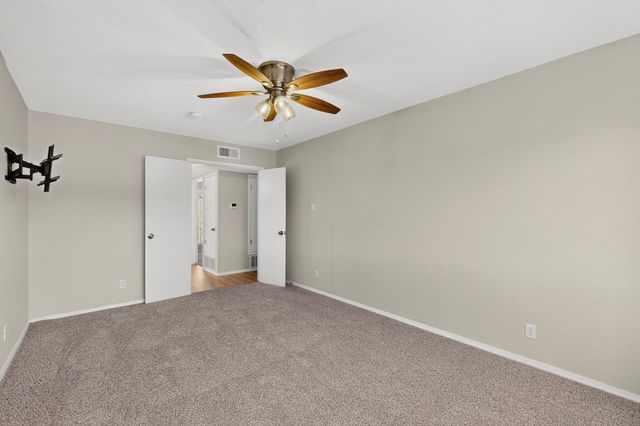 6424 Louise Place NE, Albuquerque, NM 87109