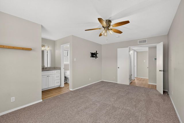 6424 Louise Place NE, Albuquerque, NM 87109