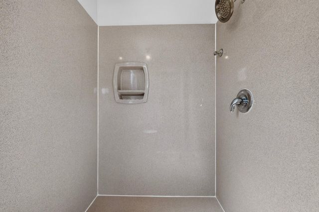 6424 Louise Place NE, Albuquerque, NM 87109