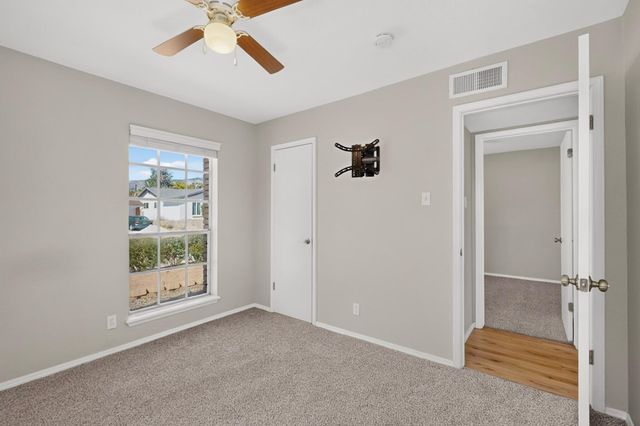 6424 Louise Place NE, Albuquerque, NM 87109