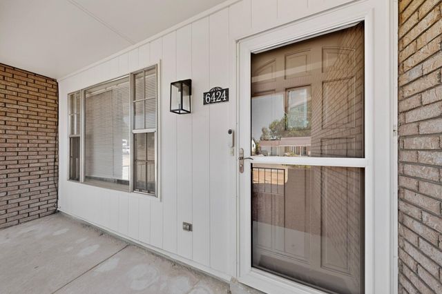6424 Louise Place NE, Albuquerque, NM 87109