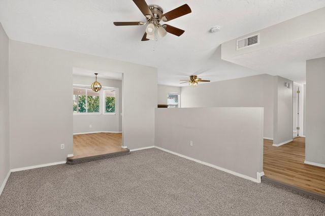 6424 Louise Place NE, Albuquerque, NM 87109