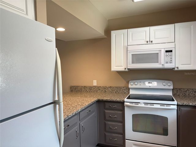 1152 VILLA LANE 104, Apopka, FL 32712