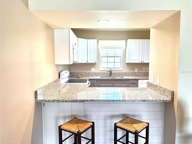 1152 VILLA LANE 104, Apopka, FL 32712