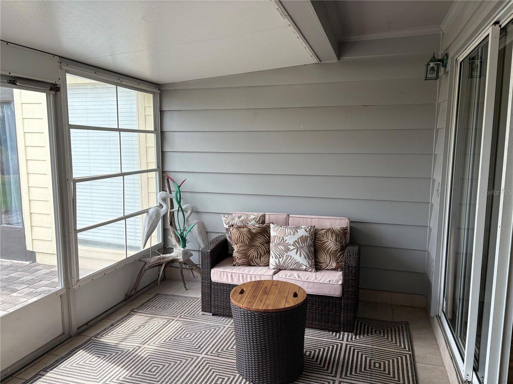 Image 17 of property listing at 1152 VILLA LANE 104, Apopka, FL 32712