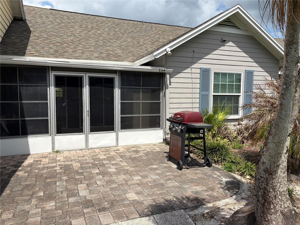 Image 19 of property listing at 1152 VILLA LANE 104, Apopka, FL 32712