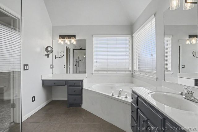 14815 N 60th East Avenue, Collinsville, OK 74021