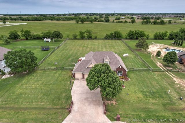14815 N 60th East Avenue, Collinsville, OK 74021