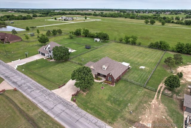 14815 N 60th East Avenue, Collinsville, OK 74021