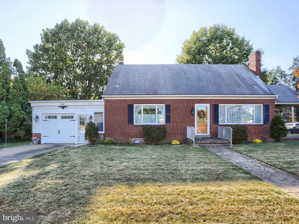 900 S 31ST ST, Camp Hill, PA 17011
