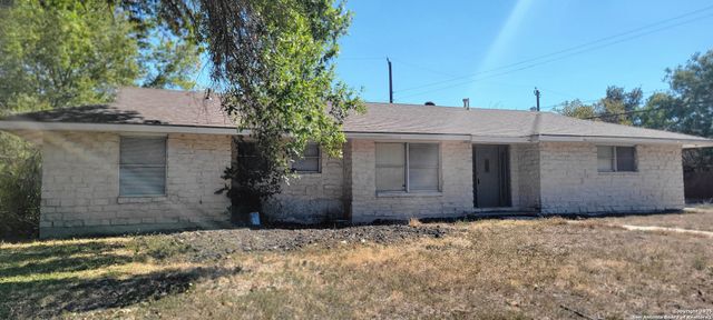 302 E Byrd, Universal City, TX 78148