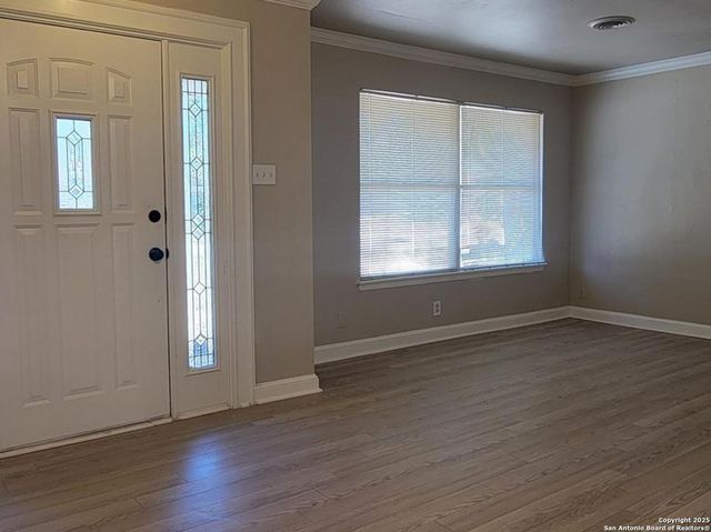 302 E Byrd, Universal City, TX 78148