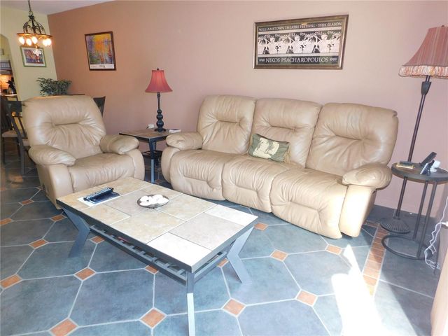 2700 BAYSHORE BOULEVARD 2C, Dunedin, FL 34698