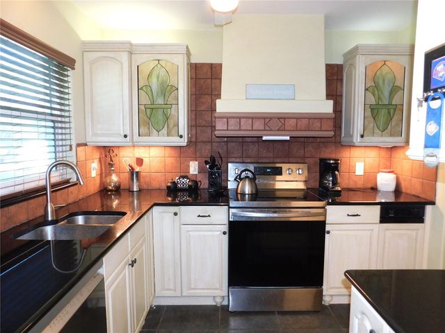 2700 BAYSHORE BOULEVARD 2C, Dunedin, FL 34698