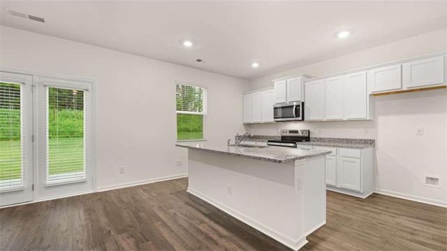 93 White Spruce Way, Newnan, GA 30265