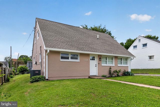 1504 OLD FARM RD, Wilmington, DE 19805