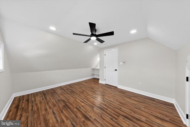 1504 OLD FARM RD, Wilmington, DE 19805