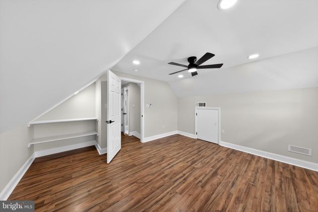 1504 OLD FARM RD, Wilmington, DE 19805