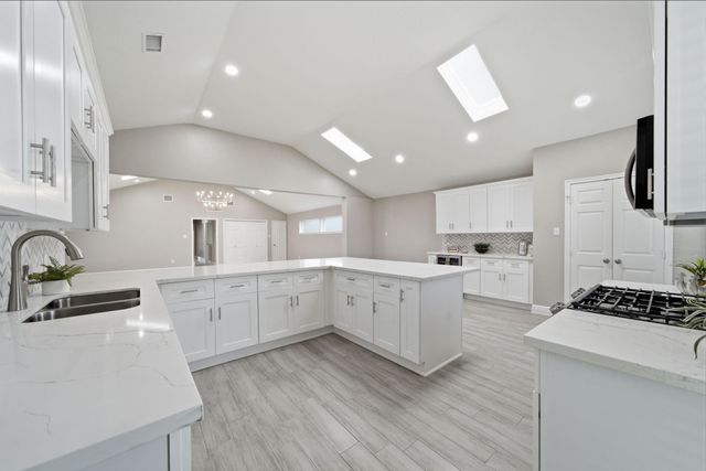 2603 Baycrest Drive, Houston, TX 77058