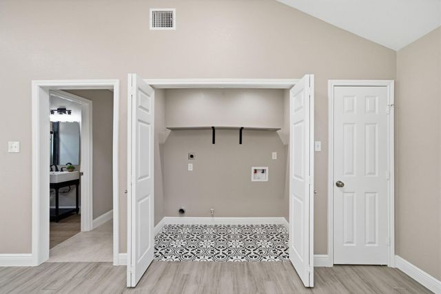 2603 Baycrest Drive, Houston, TX 77058