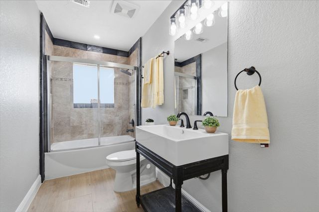 2603 Baycrest Drive, Houston, TX 77058