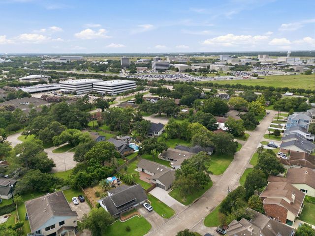 2603 Baycrest Drive, Houston, TX 77058