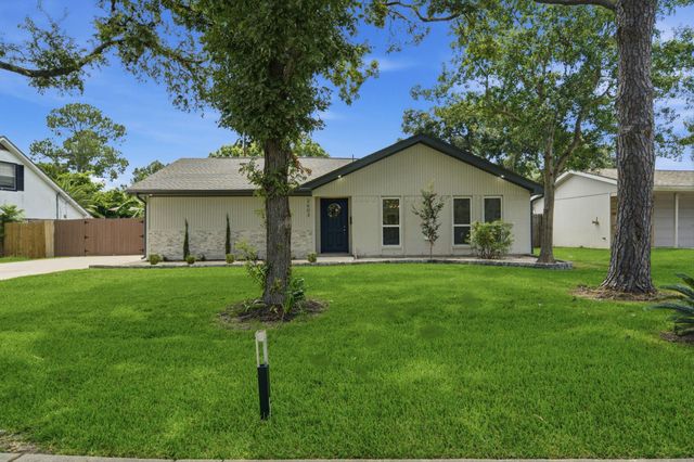 2603 Baycrest Drive, Houston, TX 77058