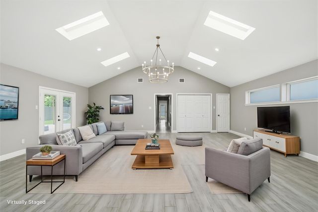 2603 Baycrest Drive, Houston, TX 77058