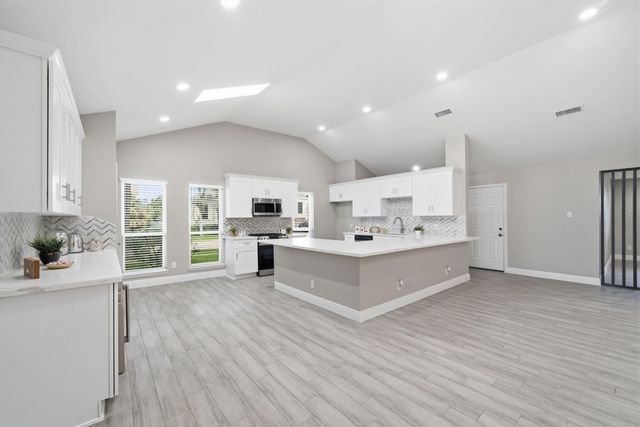 2603 Baycrest Drive, Houston, TX 77058