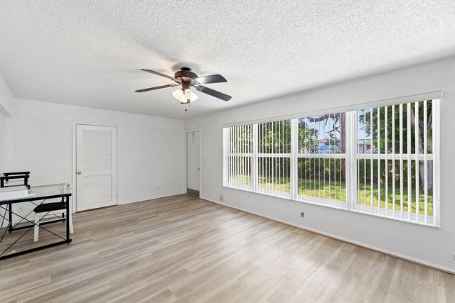 2638 GATELY Drive E 125, West Palm Beach, FL 33415