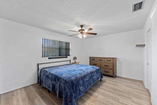 2638 GATELY Drive E 125, West Palm Beach, FL 33415