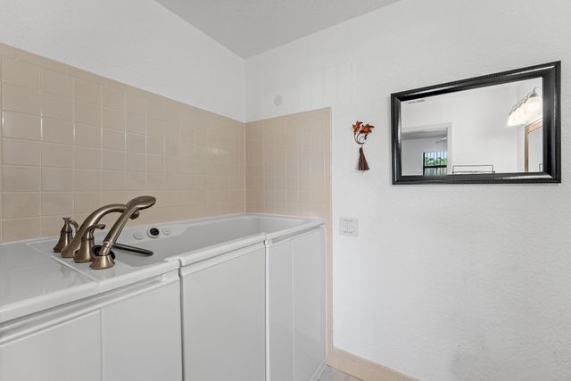 2638 GATELY Drive E 125, West Palm Beach, FL 33415