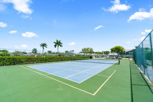 2638 GATELY Drive E 125, West Palm Beach, FL 33415