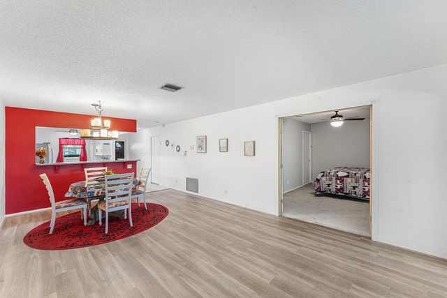 2638 GATELY Drive E 125, West Palm Beach, FL 33415
