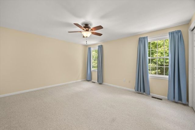 728 Auburn St H3, Whitman, MA 02382