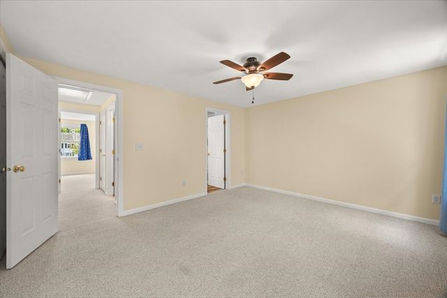 728 Auburn St H3, Whitman, MA 02382