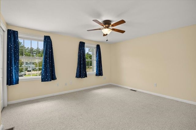 728 Auburn St H3, Whitman, MA 02382