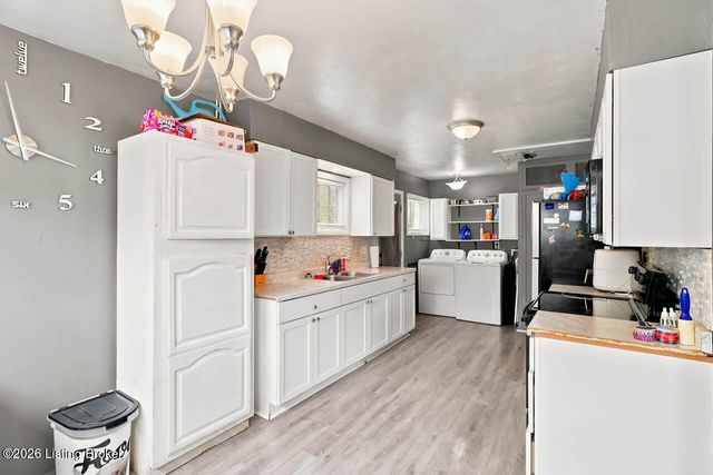 4807 Redwing Way, Louisville, KY 40213