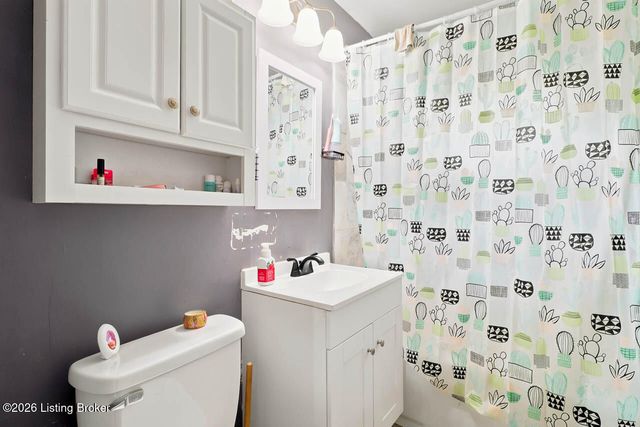 4807 Redwing Way, Louisville, KY 40213