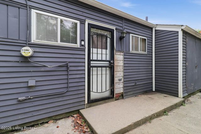 4807 Redwing Way, Louisville, KY 40213