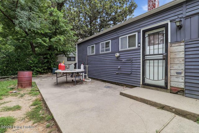 4807 Redwing Way, Louisville, KY 40213