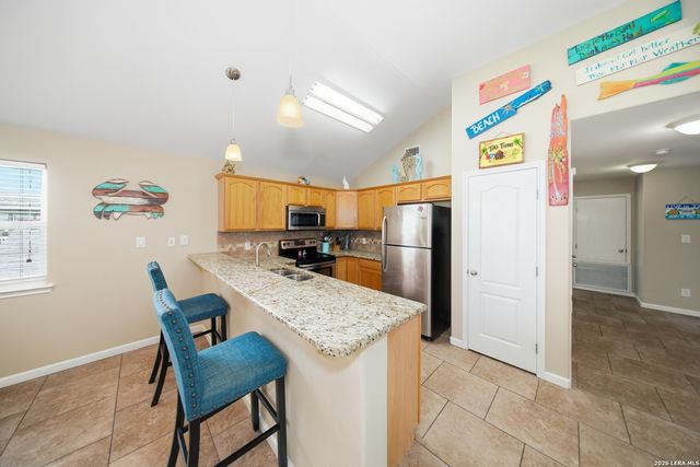 415 SPENCERS LNDG, Port Aransas, TX 78373