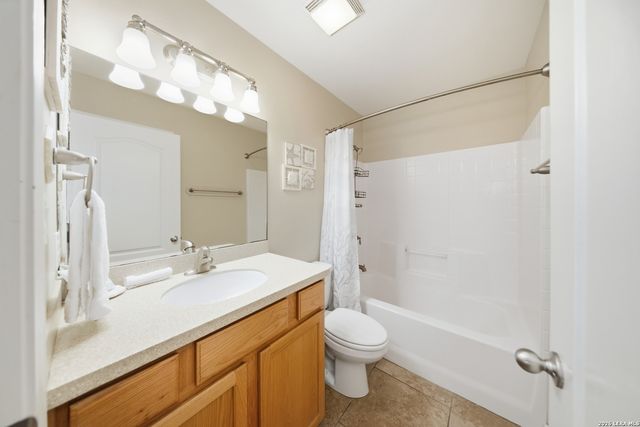 415 SPENCERS LNDG, Port Aransas, TX 78373