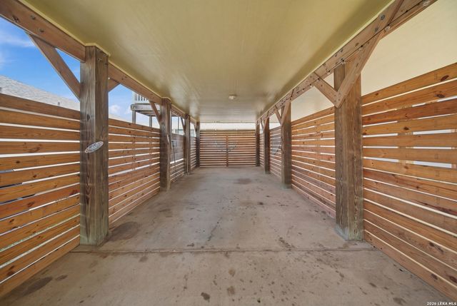 415 SPENCERS LNDG, Port Aransas, TX 78373